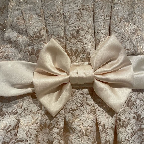 Floral Dress size 14 never worn - Picture 3 of 7